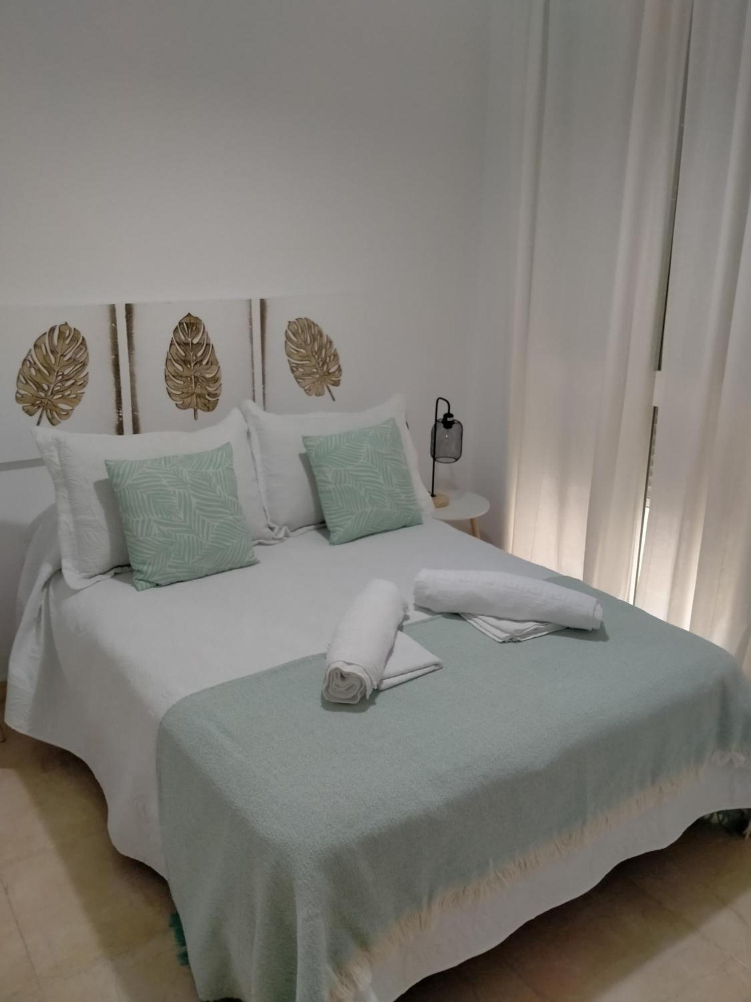 Apartamento Las Tres Lunas Sanlúcar de Barrameda Exterior photo